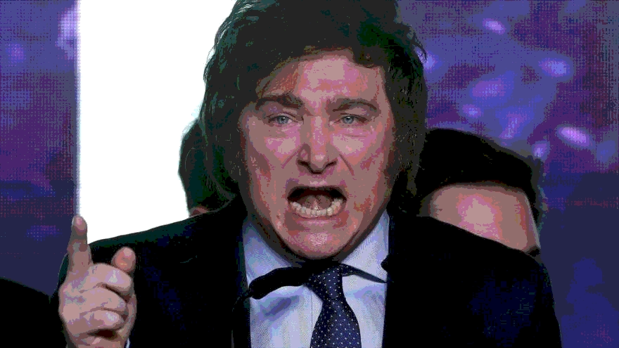 Ultraderechista, homofóbico ¿y estafador?