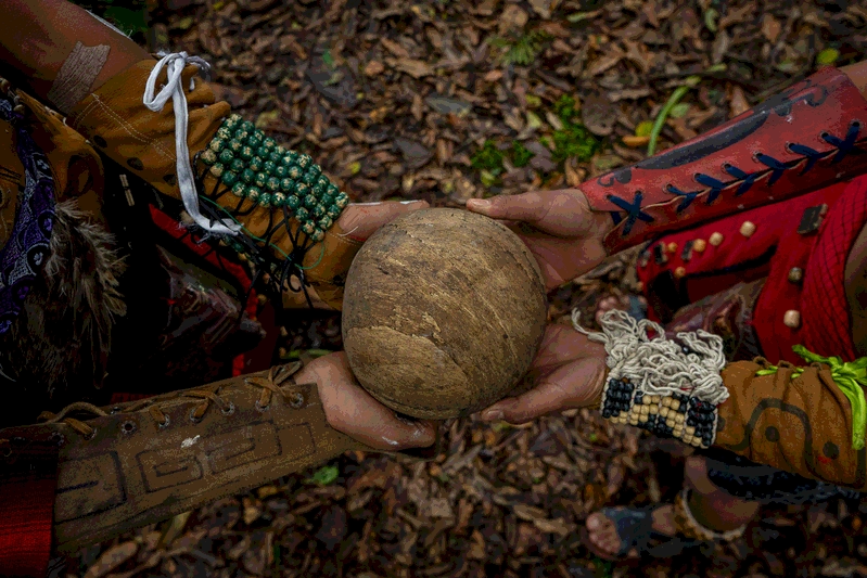 Donde la pelota gira, vuelve la vida
