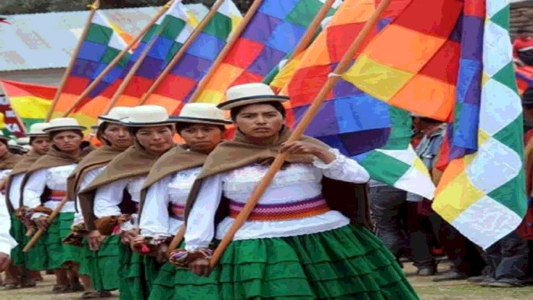 Injerencias de alta intensidad y democracias acosadas: el contexto andino