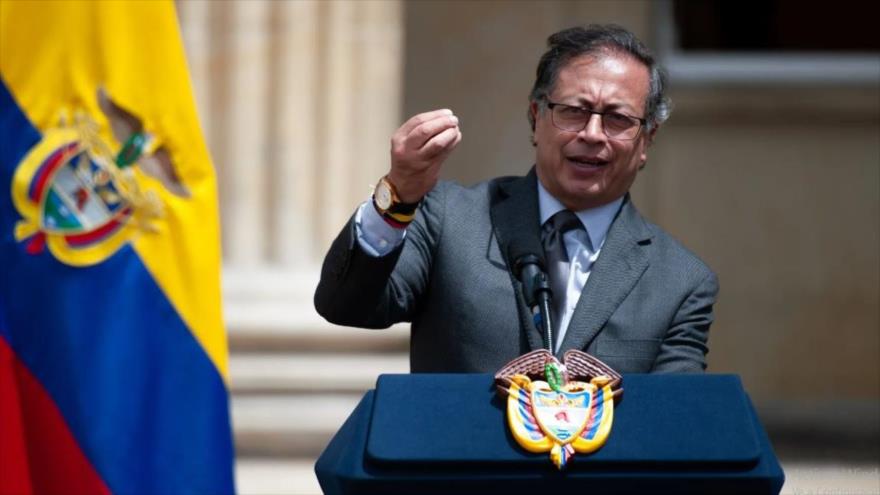 Petro advierte sobre secuelas de una “agresión violenta“ contra Venezuela