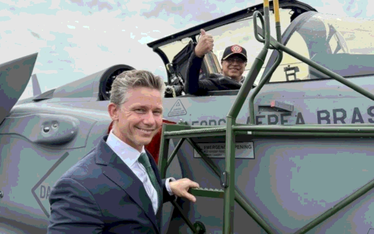 JAS 39 Gripen, bombardeos y el fracaso de la «paz total»: ¿Colombia, potencia de la vida o patio trasero del imperio?