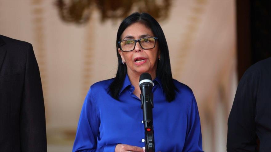 Delcy Rodríguez insta a Trump a cesar “bloqueo y sanciones” a Venezuela