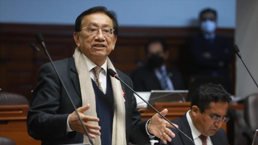 José María Balcázar, elegido nuevo presidente de Perú