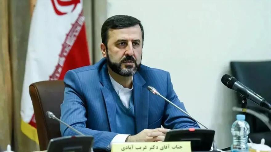 Vicecanciller: Irán elabora protocolo con Omán para supervisar paso por Ormuz