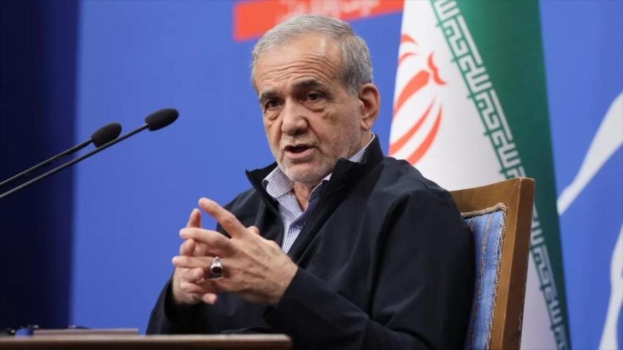 Irán defiende política basada en respeto mutuo y rechaza colonialismo