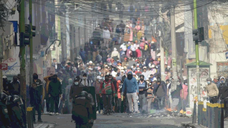 Oda a la rebelión boliviana