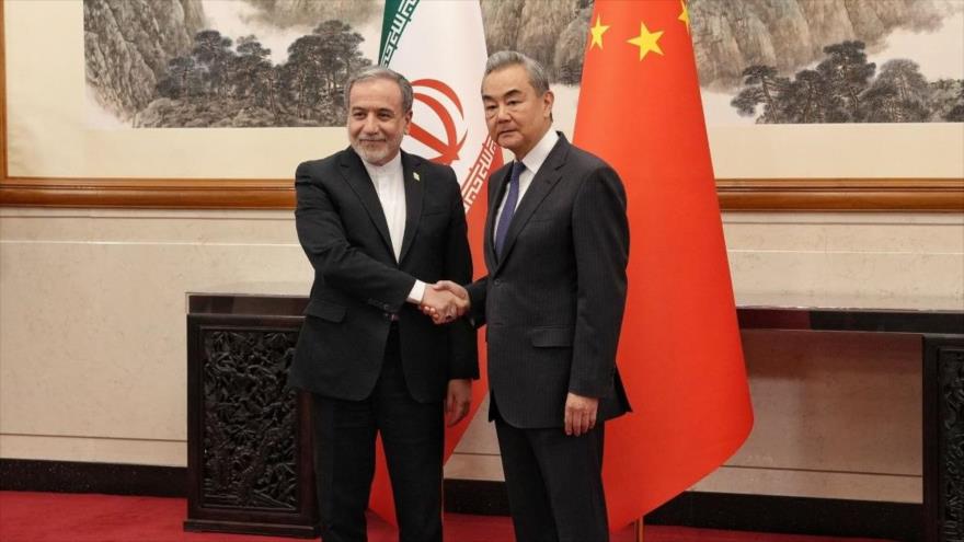 Irán, firme en su defensa; China tacha de “ilegal” la guerra de EEUU e Israel