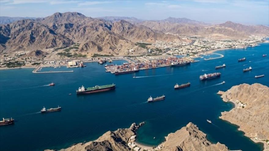 Yemen amenaza con cerrar Bab El-Mandeb; petróleo subiría a $200