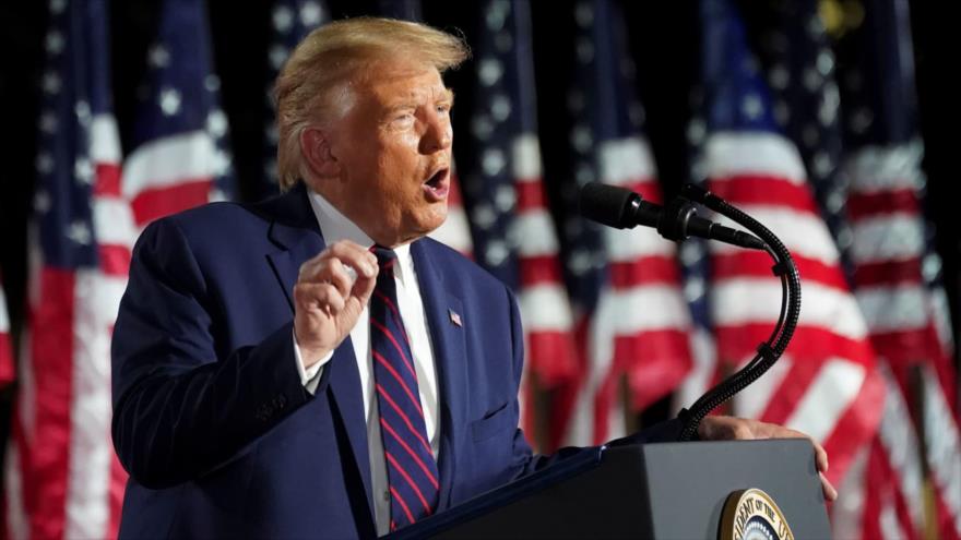 Alertan de interferencia: Trump cesa a comisionados federales de elecciones
