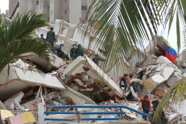 Venezuela. En imágenes: Rescatistas internacionales intensifican labores de salvamento en zonas afectadas